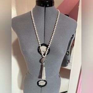 Pearl Tassel Necklace Vintage Style Pendant Necklace w/Rhinestone Medallion